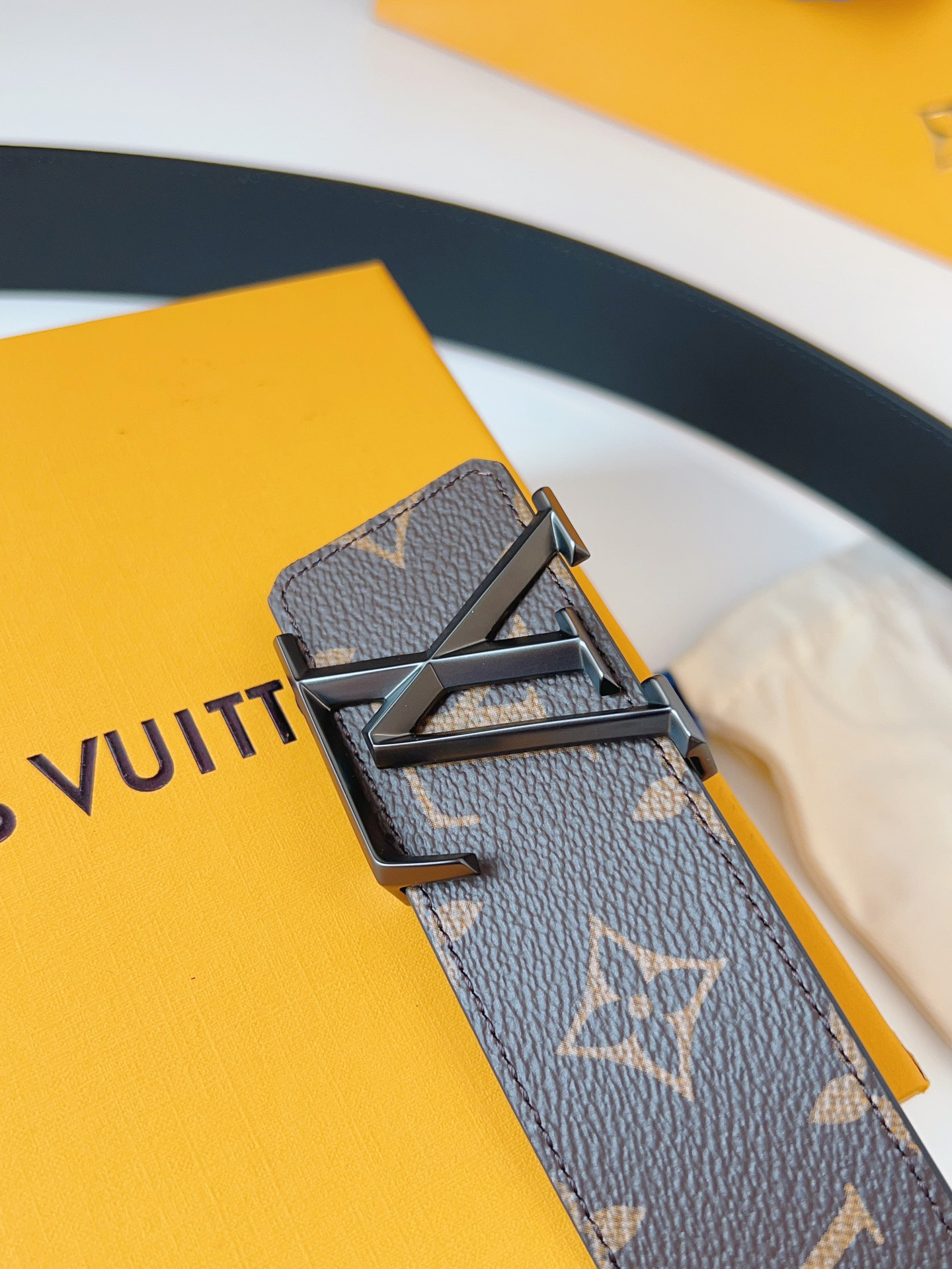 Louis Vuitton Men's Monogram Logo Belt, 4cm Width
