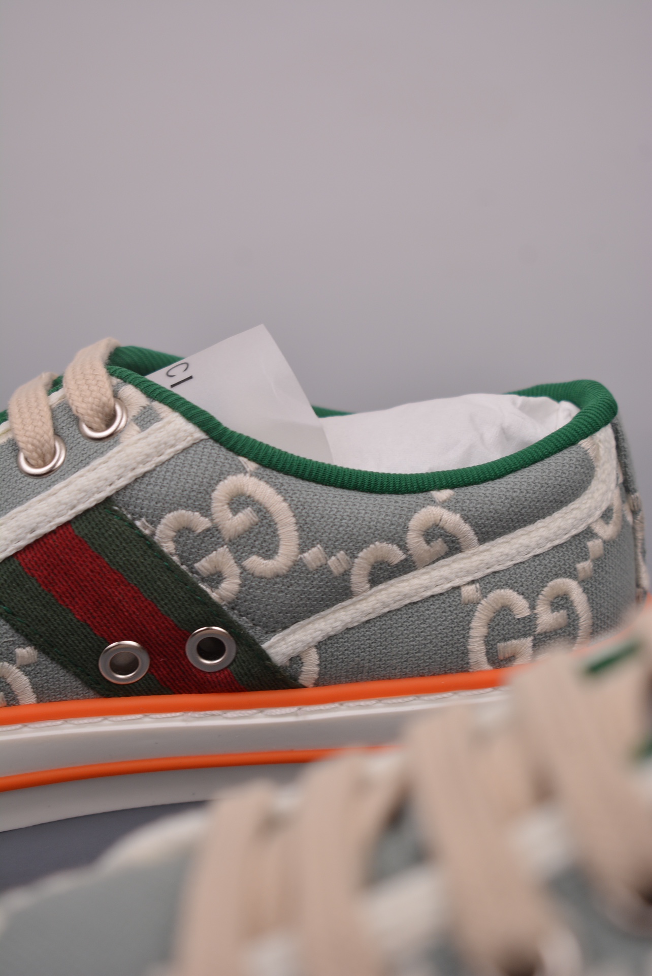 Gucci Tennis 1977 Print Sneaker blue, white, green and orange