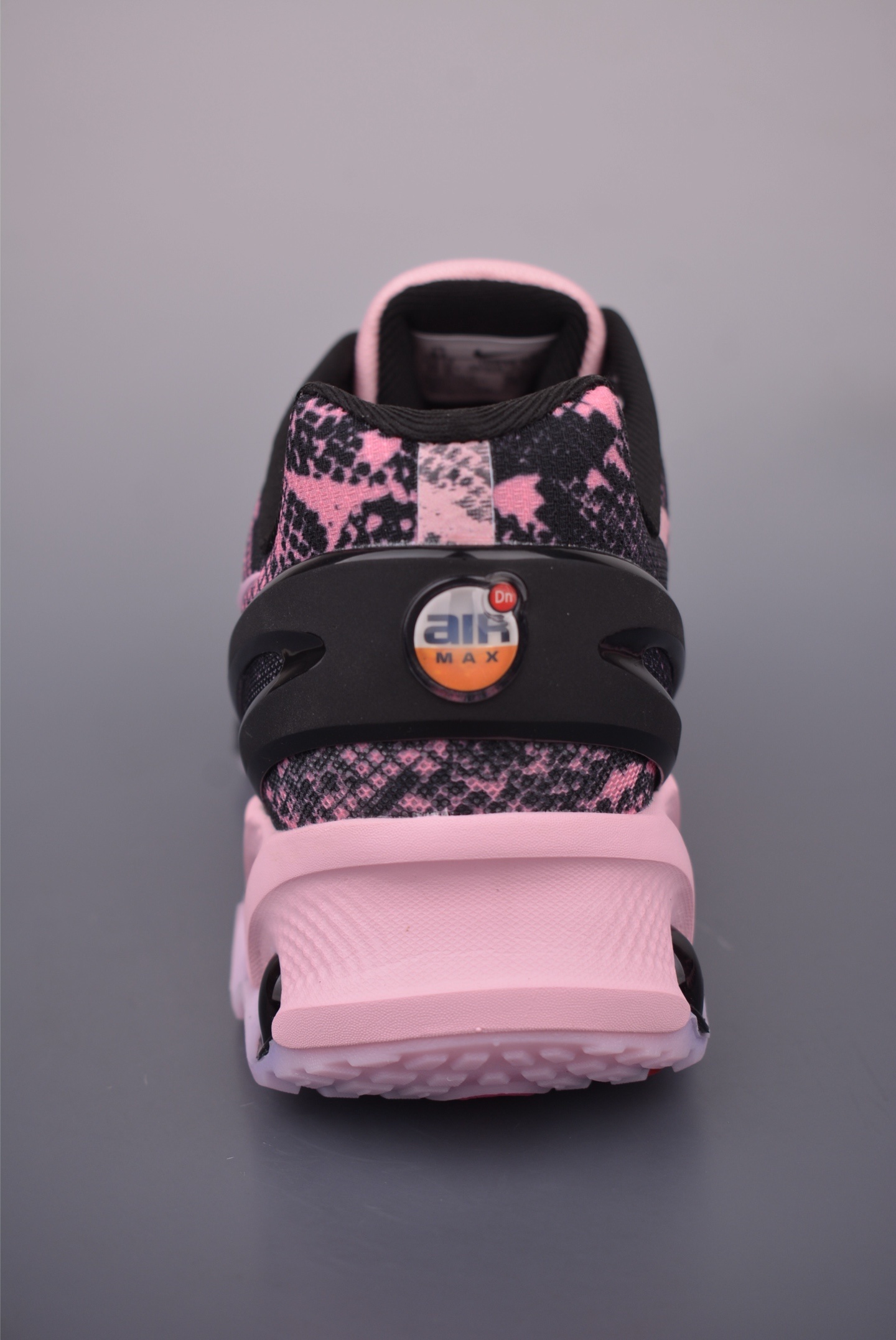 Nike Air Max DN8 