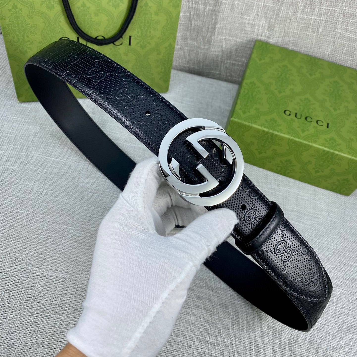 Gucci black embossed leather belt width 4.0CM