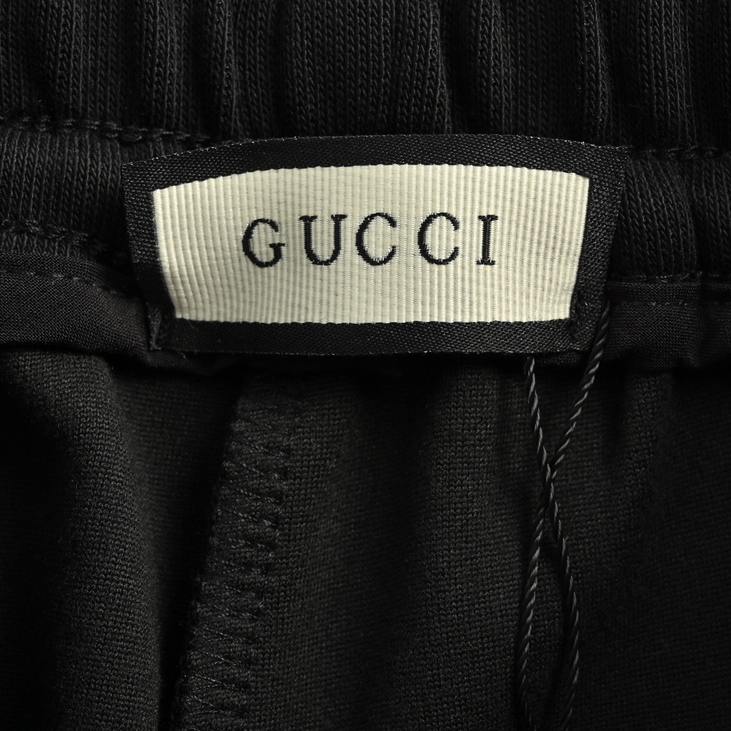 Gucci 25ss logo print shorts