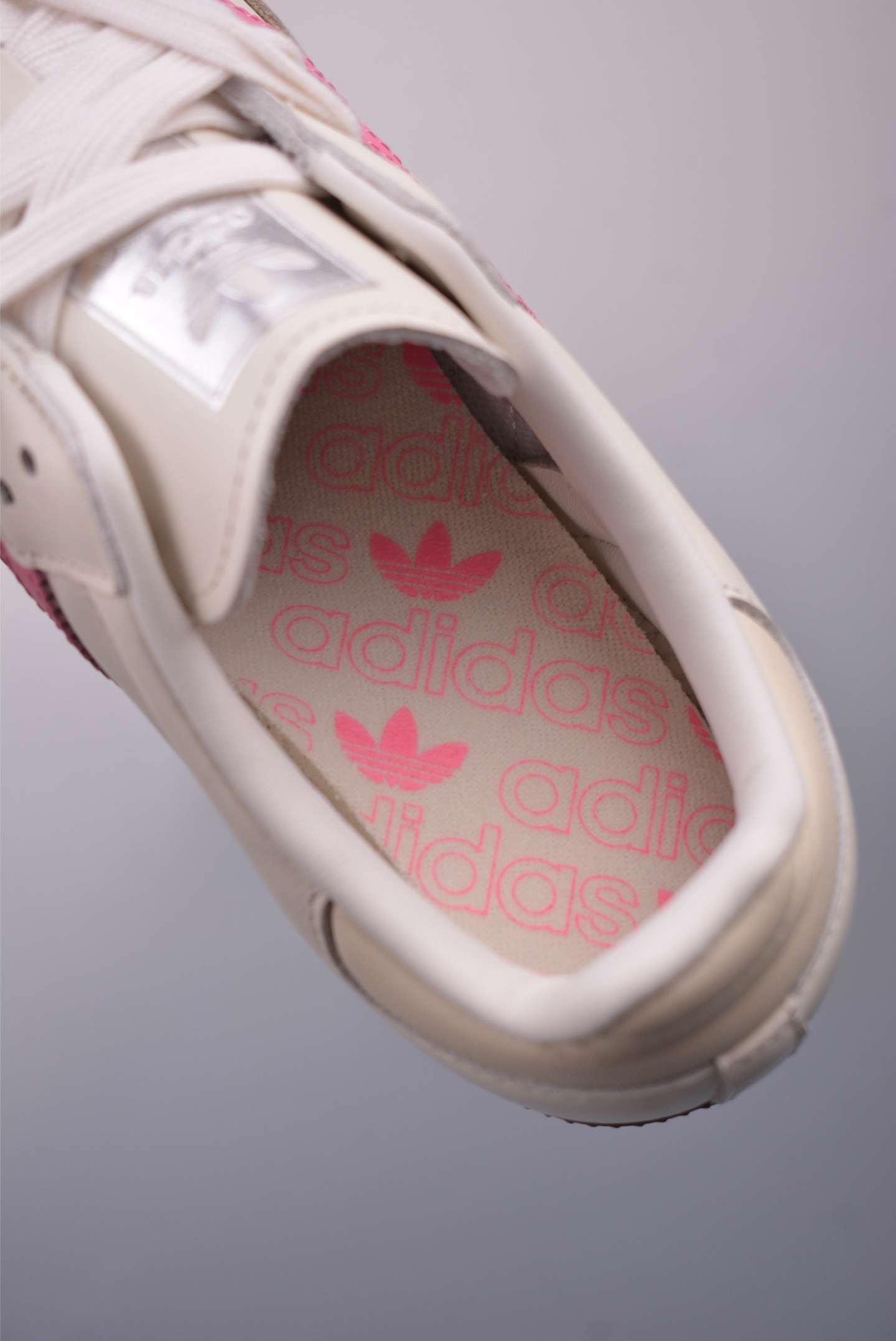 Adidas Originals Samba OG sneakers off-white powder rubber sole IG1962