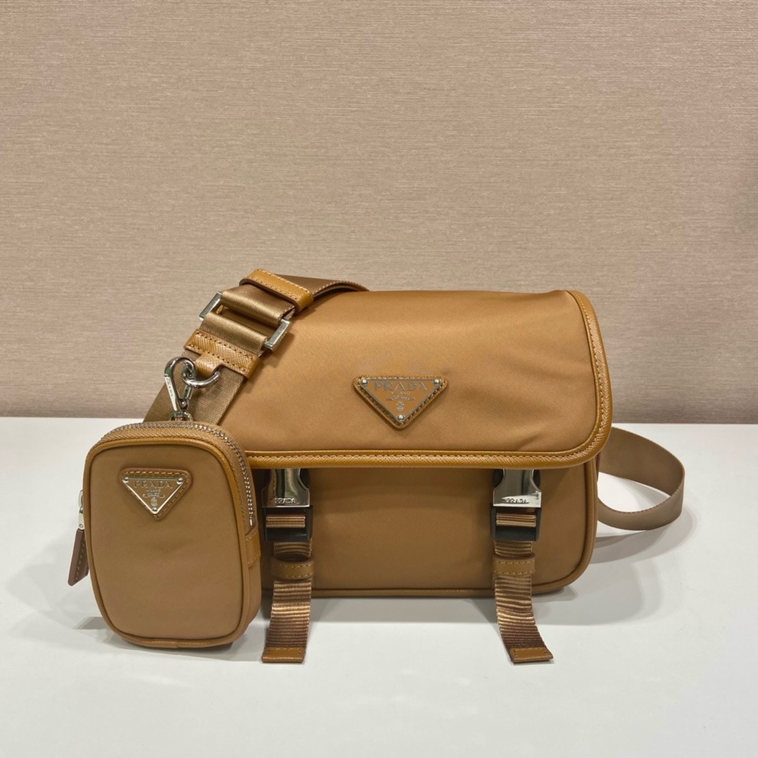 Prada 3 in 1 messenger bag 2VD034