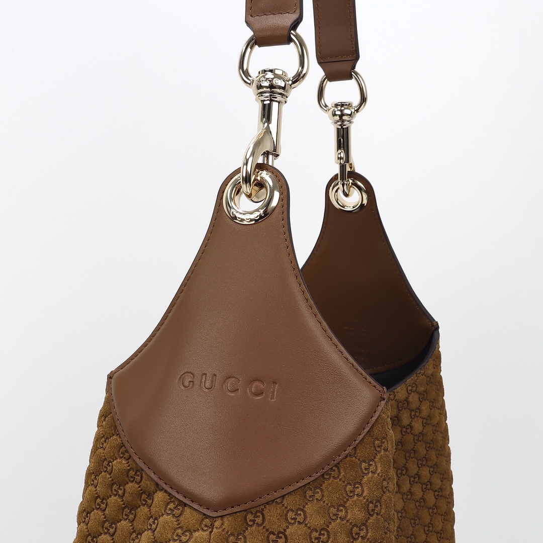 Gucci B large shoulder bag ‎815924 AAEE7 2118