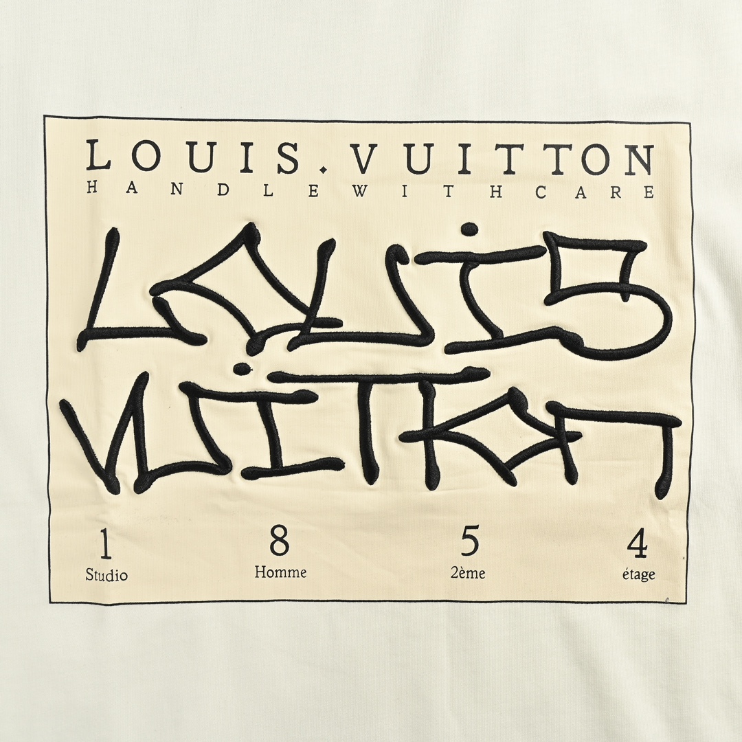 Louis Vuitton 23ss twisted letter embroidered short sleeve