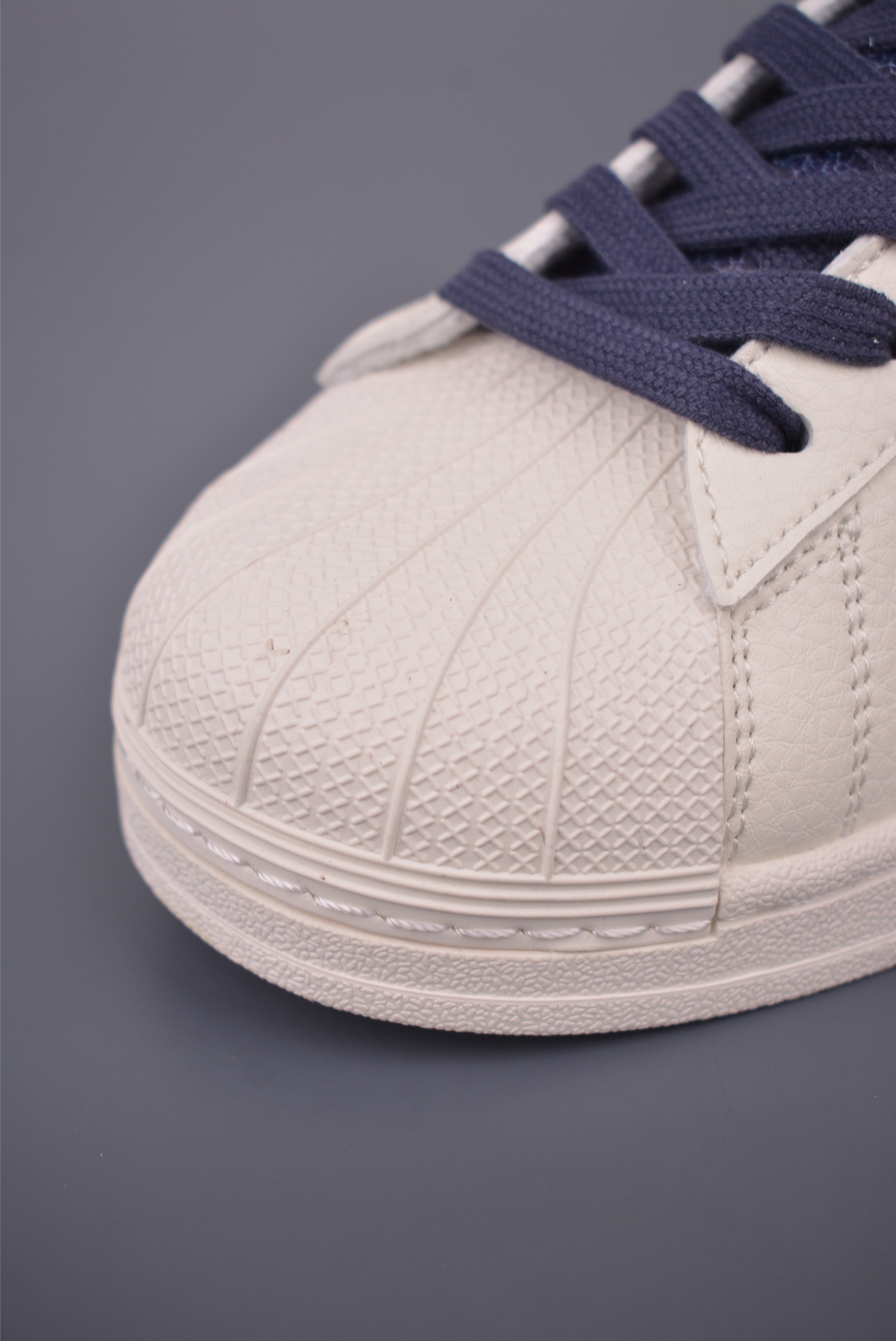 Adidas Originals Superstar sneakers 