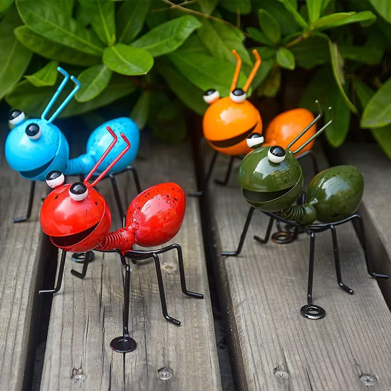 🔥ON SALE - 45% OFF🔥Creative Metal Ants Garden Decor-10*8*10cm(size)