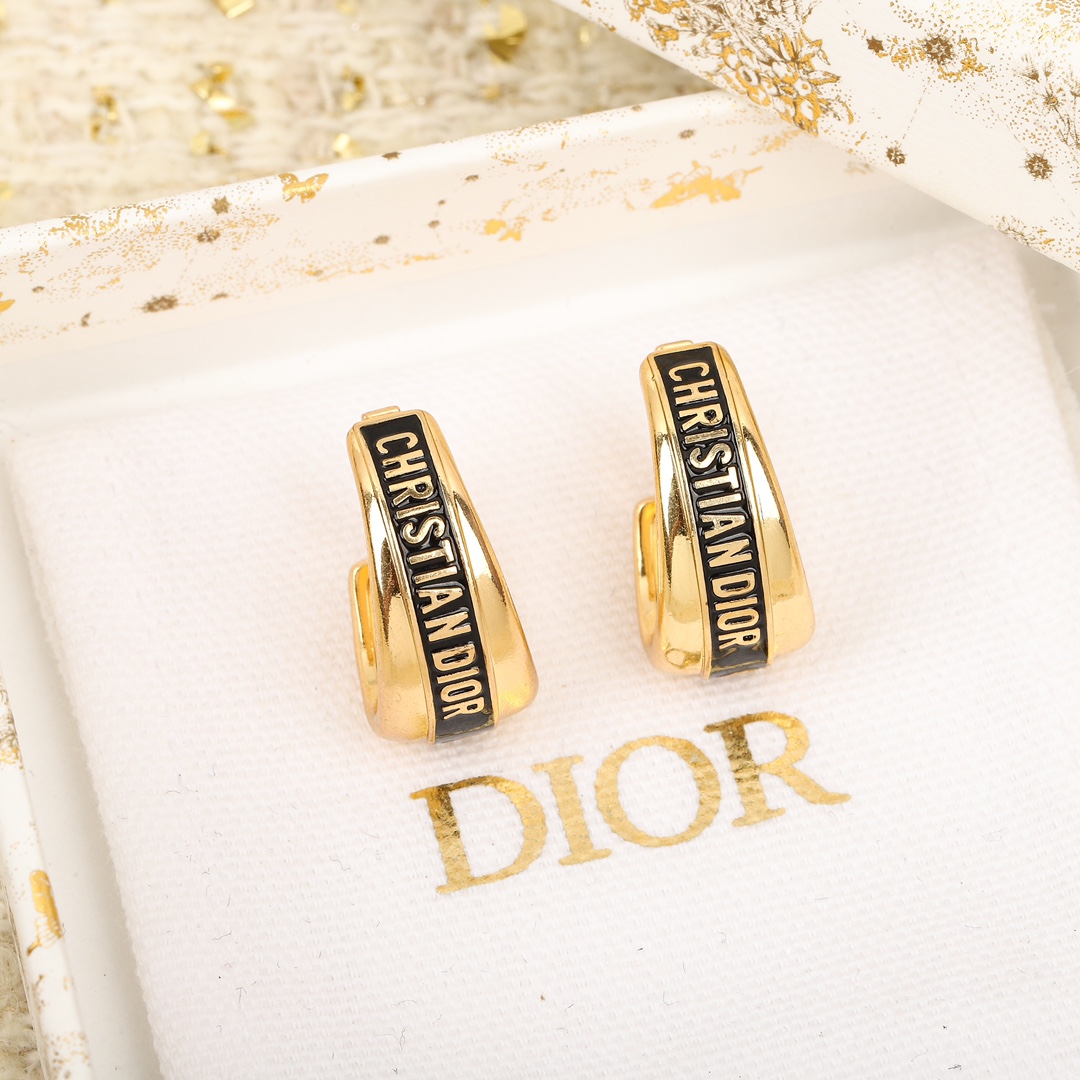 Dior Letter Earrings