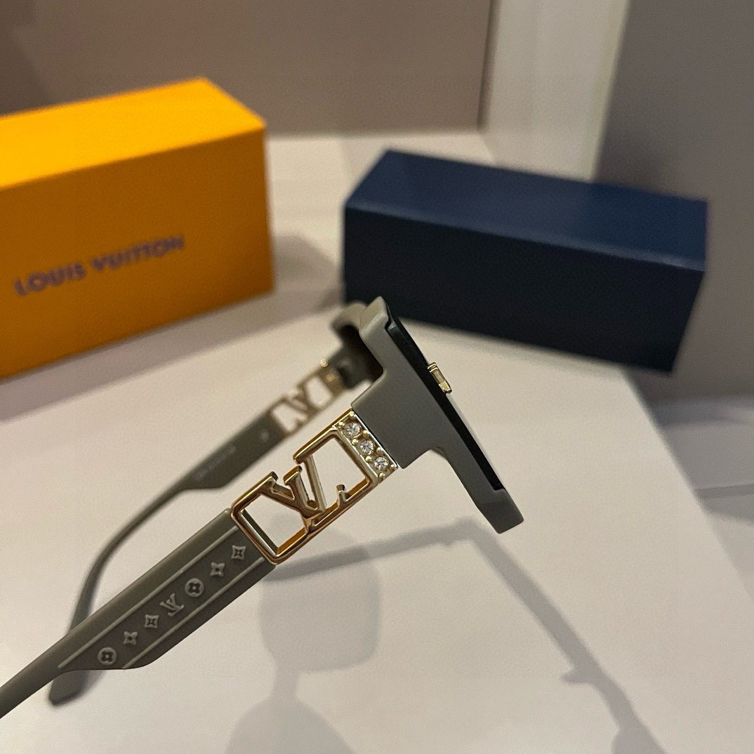 Louis Vuitton Square Frame Sunglasses