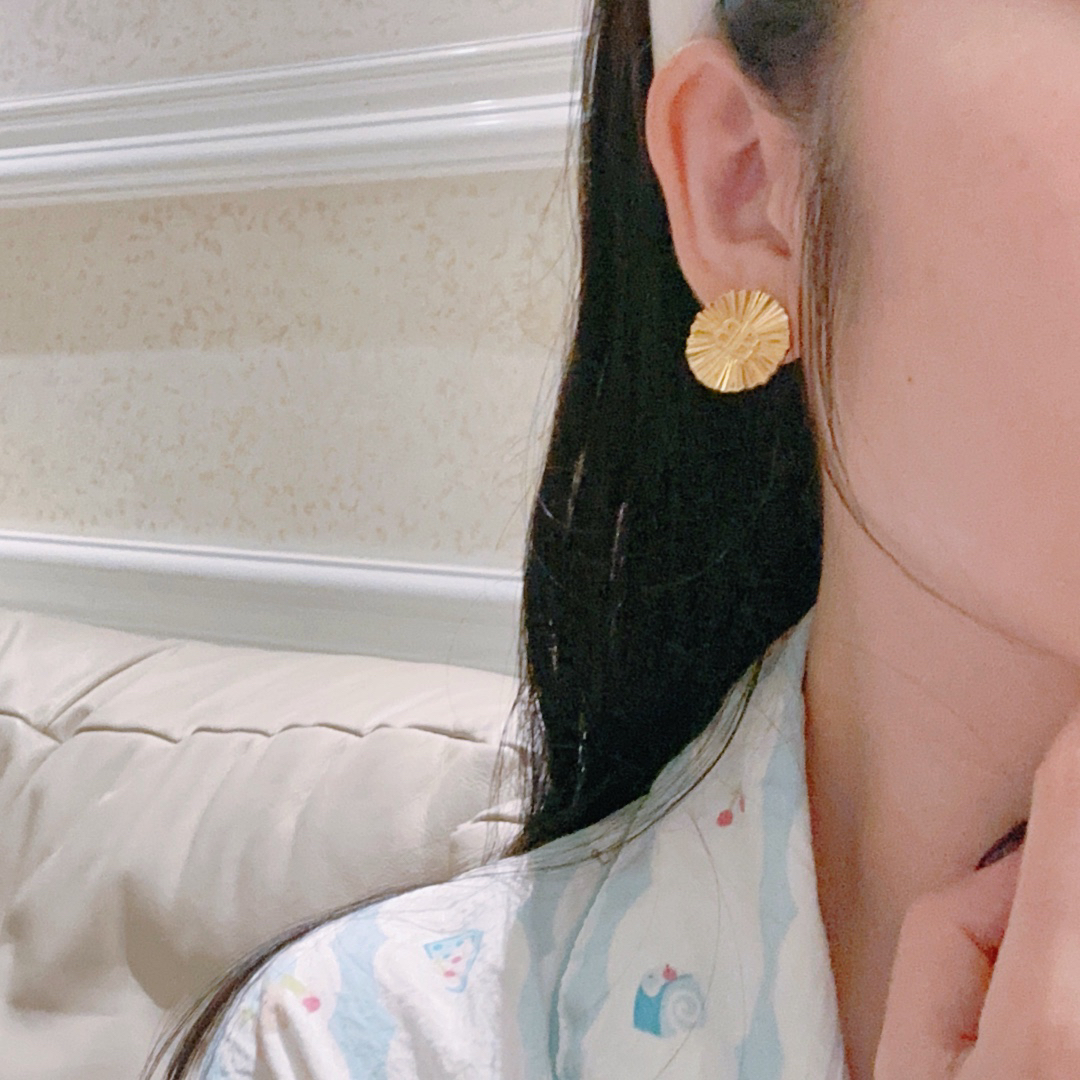 Balenciaga simple floral earrings