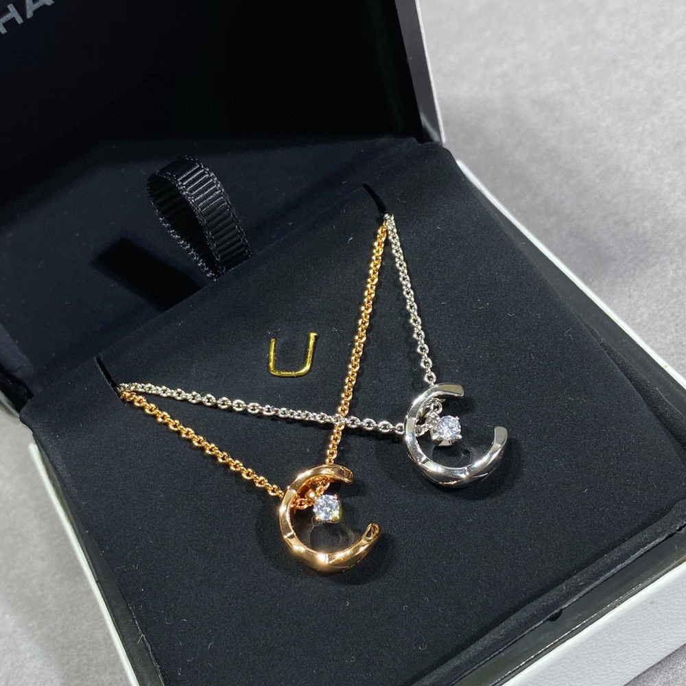Chanel CNC Carved Diamond Water Moon Necklace