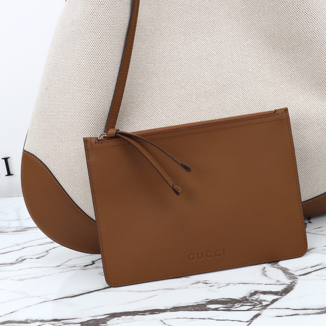 Gucci B large shoulder bag 815924 HAAKF 2545