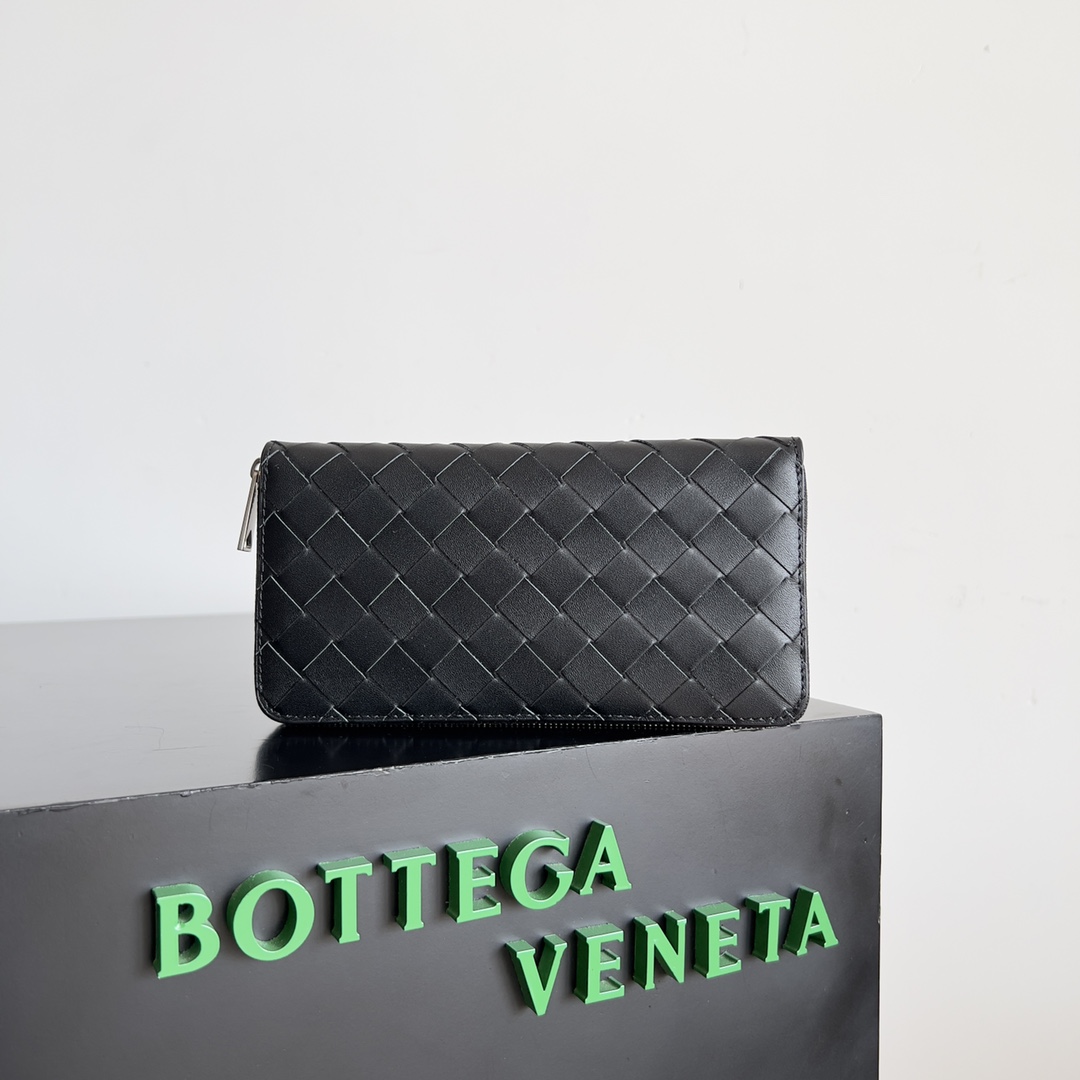 Bottega Veneta Braided Small Wallet 593217