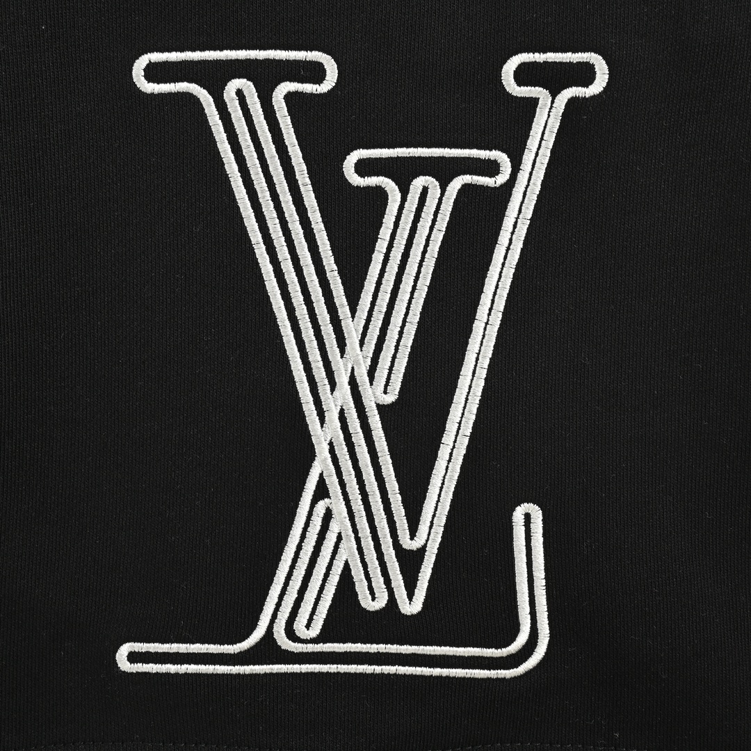 Louis Vuitton 24ss embroidered large logo shorts