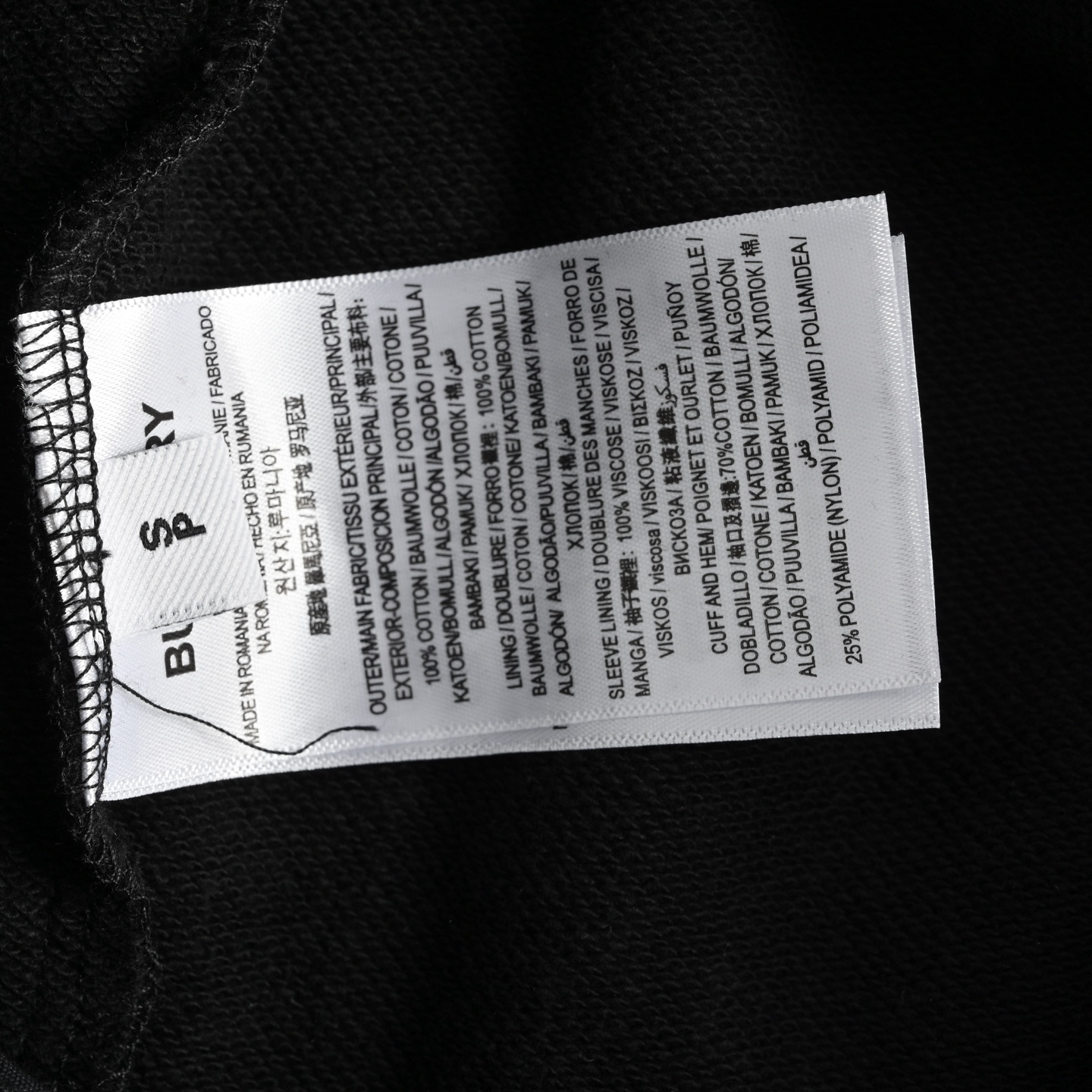 Burberry 25ss warhorse embroidered shorts