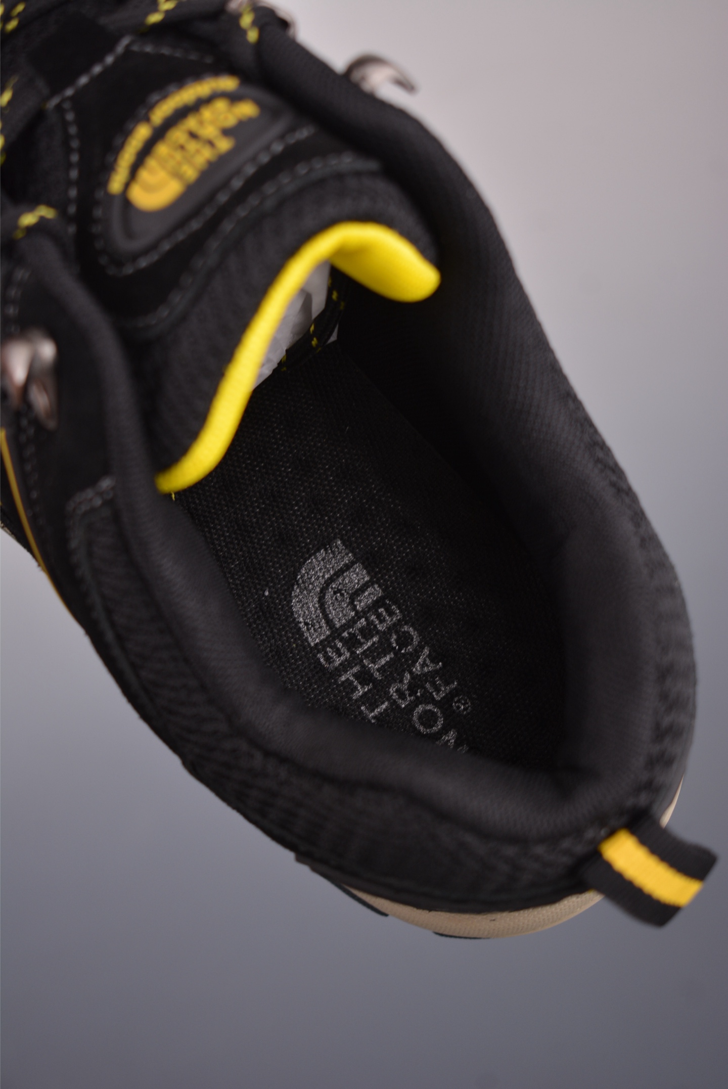 The North Face Hiking Shoes Black and Yellow 838B2324