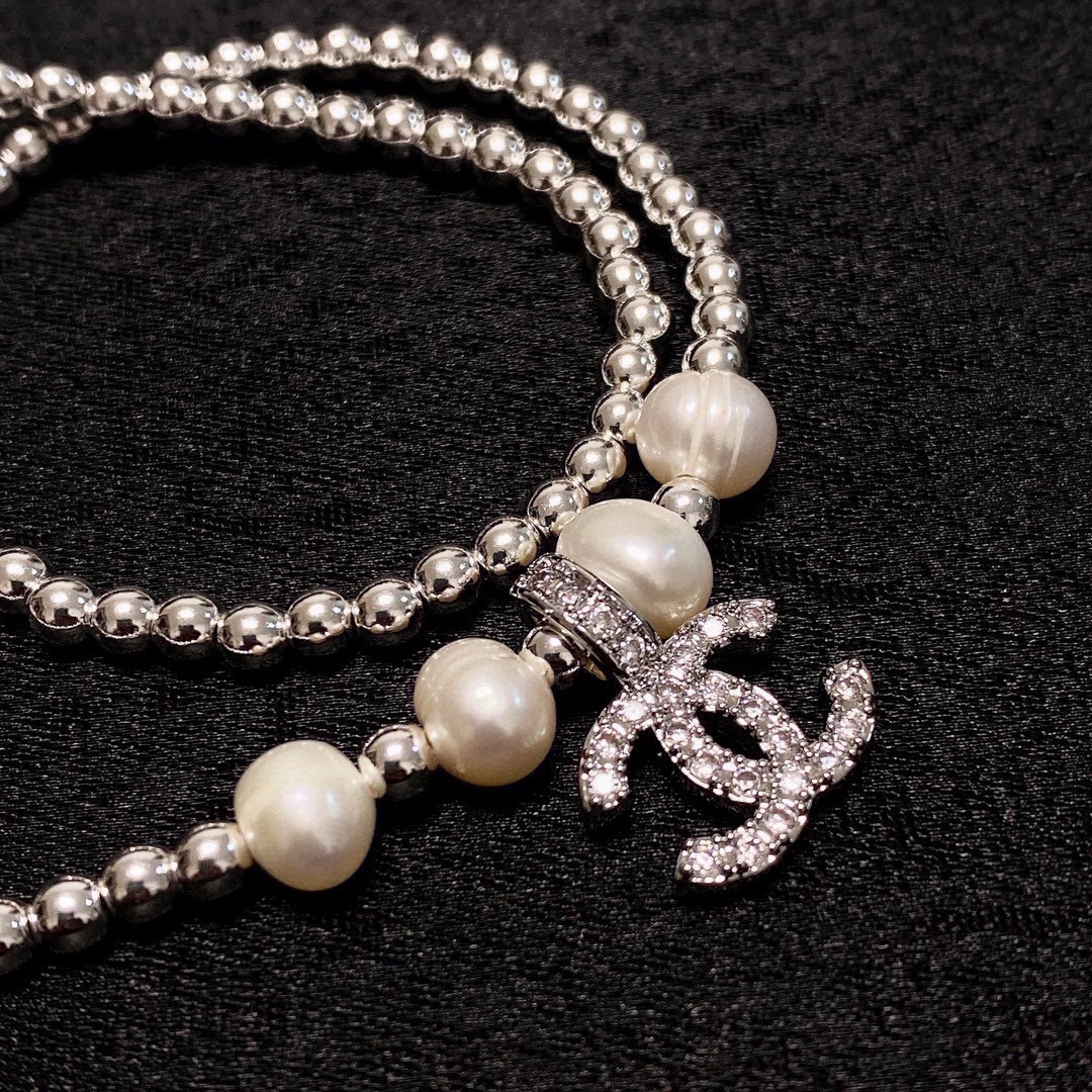 Chanel double c diamond pearl necklace