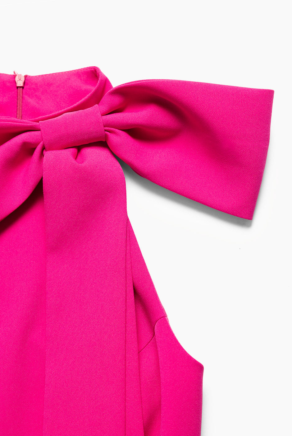 Jumpsuit en tono fucsia sin mangas