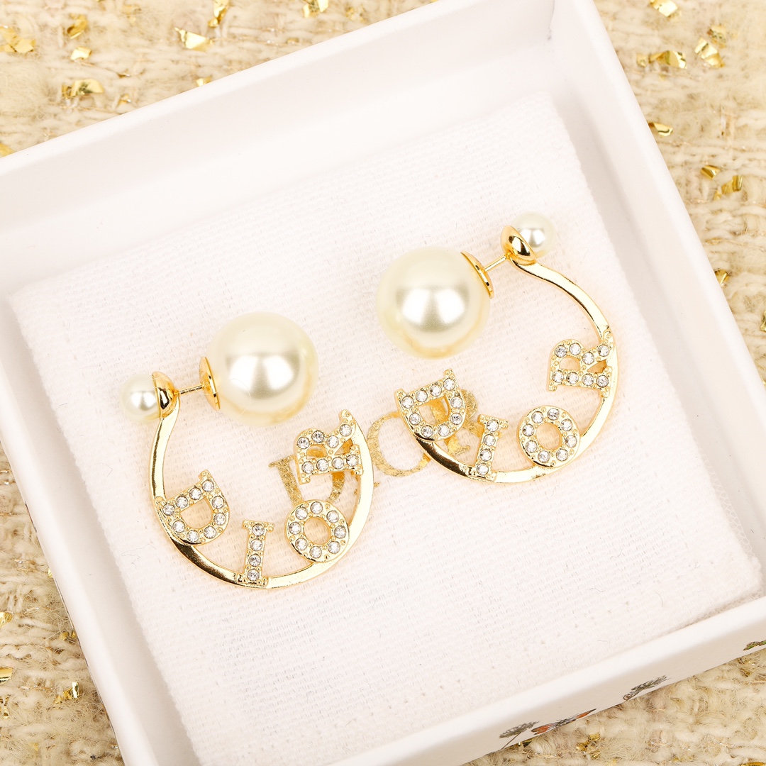 Dior Alphabet Diamond Pearl Earrings