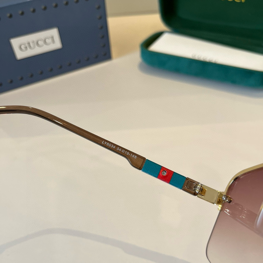 Gucci Square Frame Sunglasses