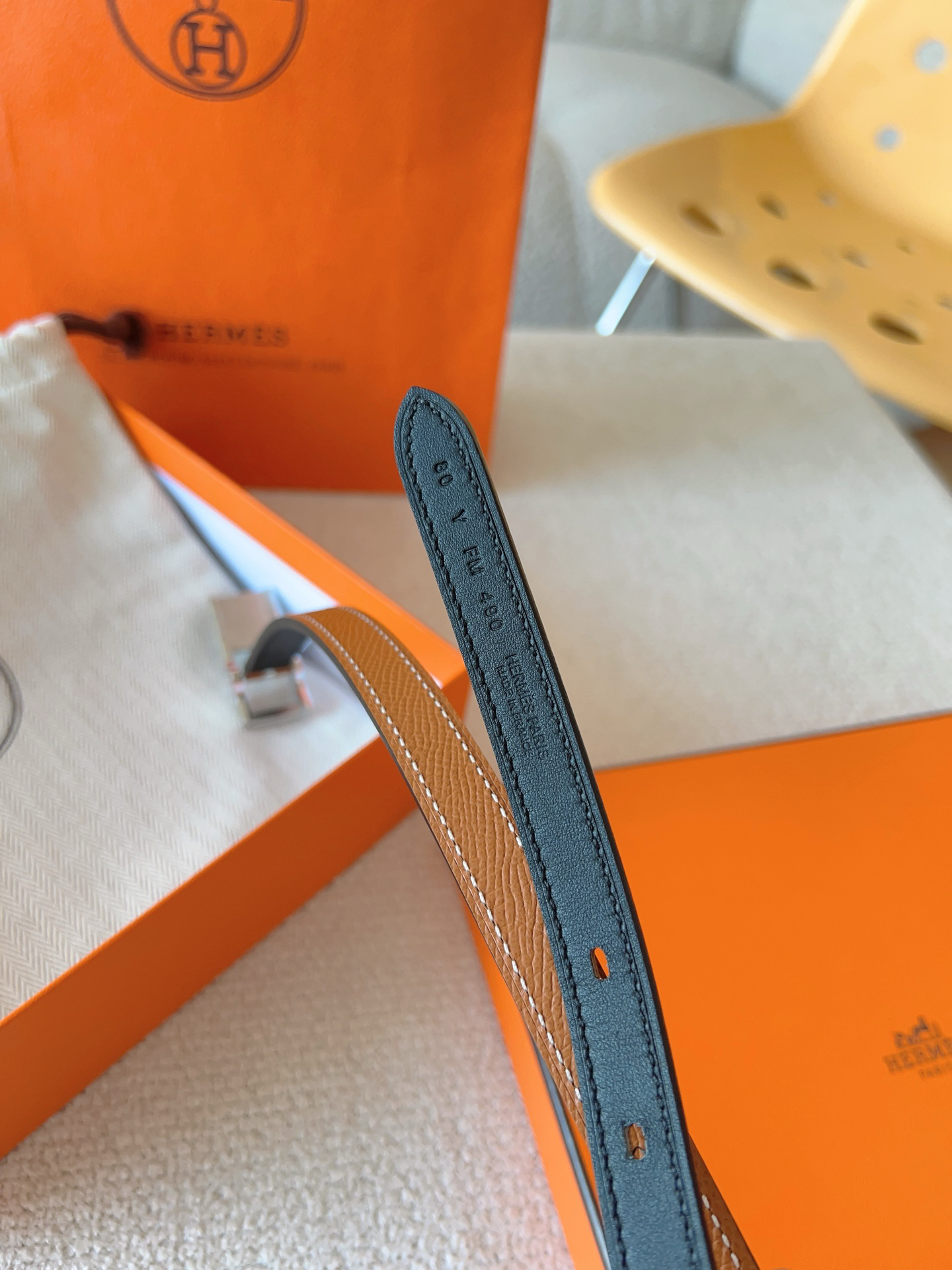 Hermès Women's Calfskin Double-Sided Pin Buckle Belt 1.5cm Width