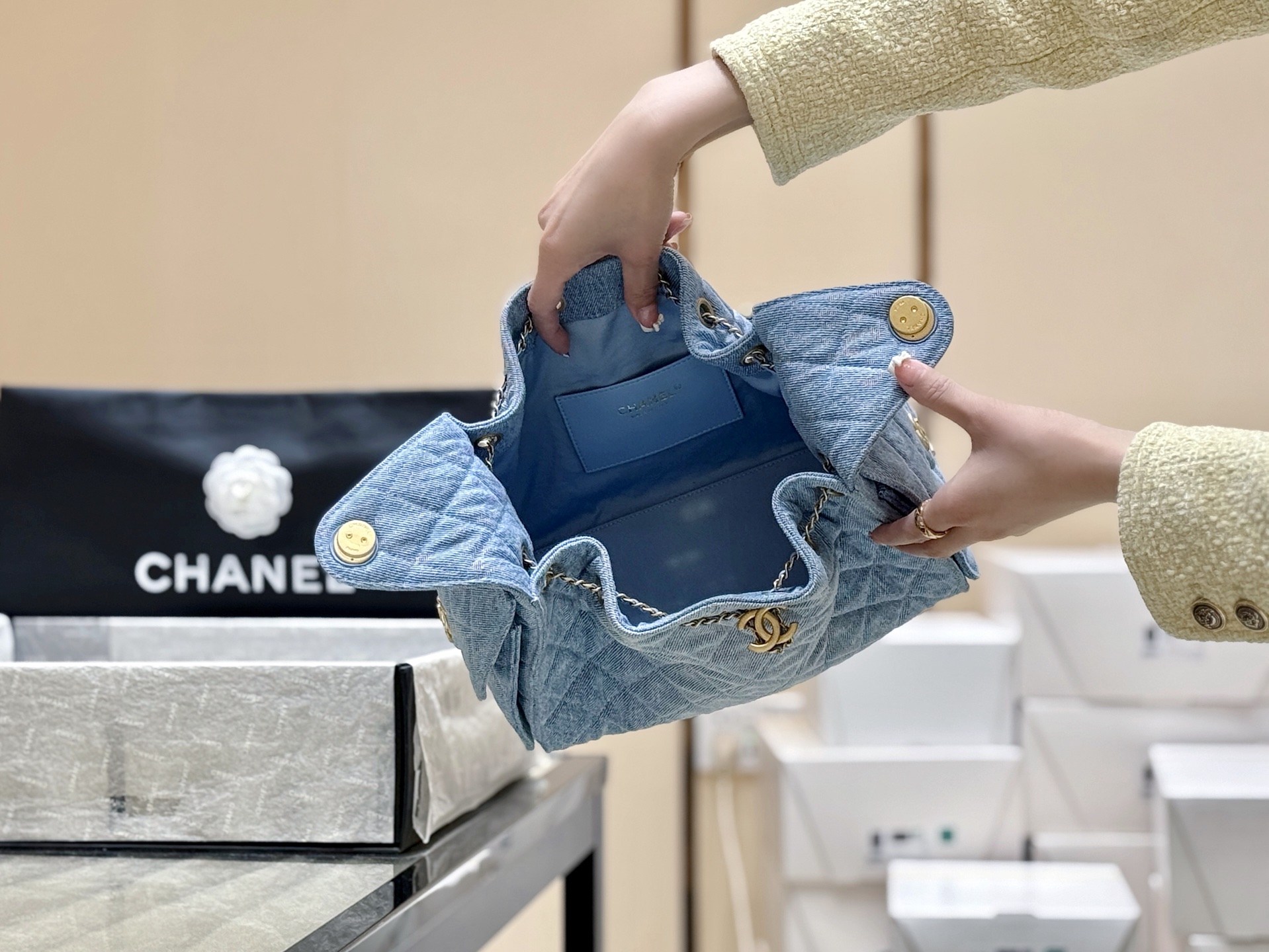 Chanel 25S Spring/Summer Collection Denim Handbag AS5293 00138