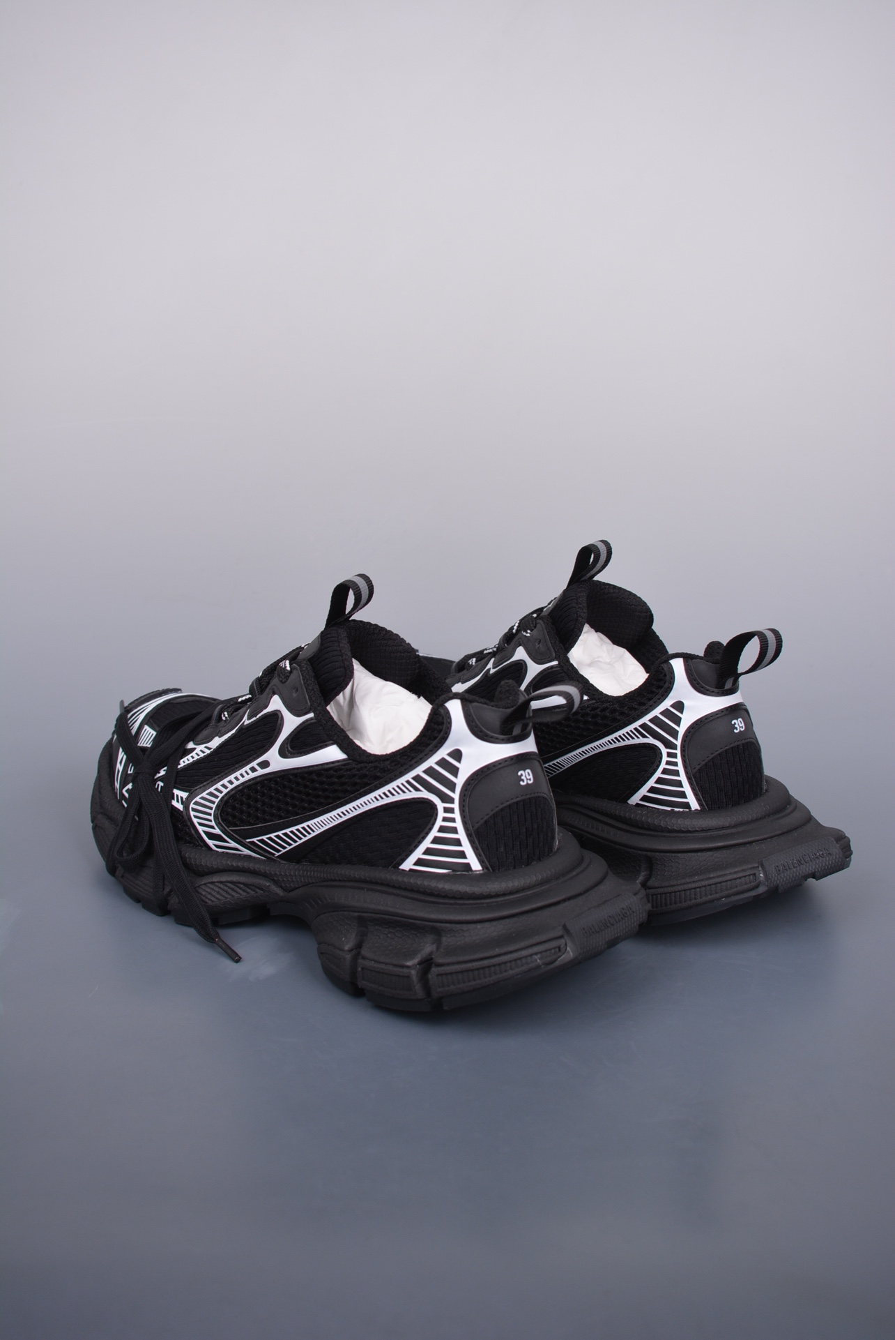 BALENCIAGA 3XL Sneakers Black and White