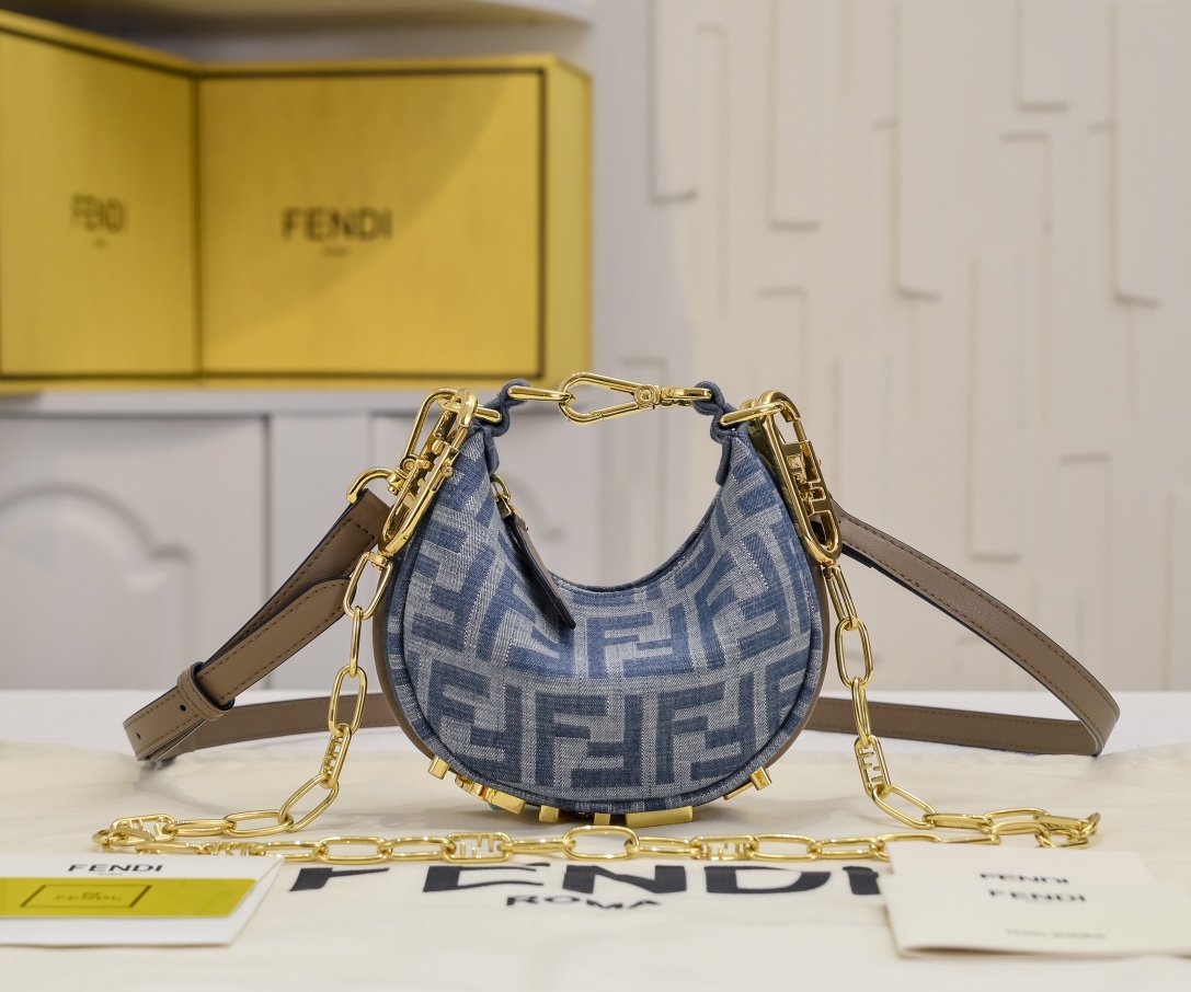 FENDI gray underarm mini bag 2186