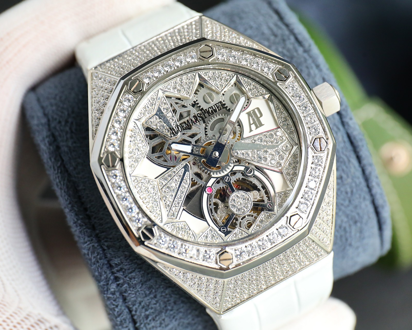 Audemars Piguet Royal Oak Concept 26227BC.ZZ.D011CR.01