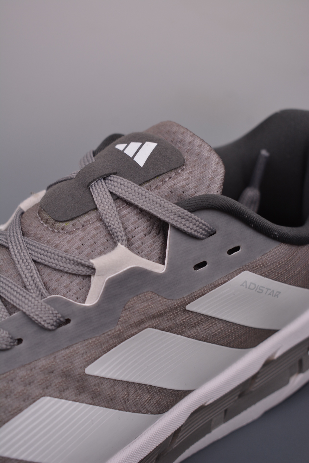 Adidas Adistar 3 Dark Grey  ID3743