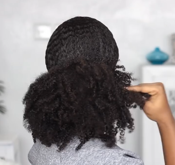 New  Friendly SHORT CURLY LACE FRONT WIG