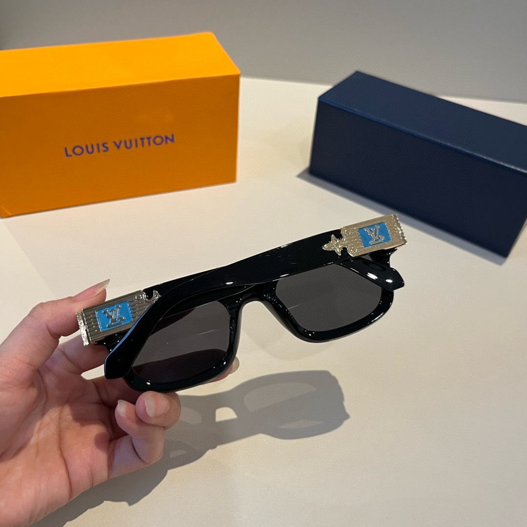Louis Vuitton Square Frame Sunglasses