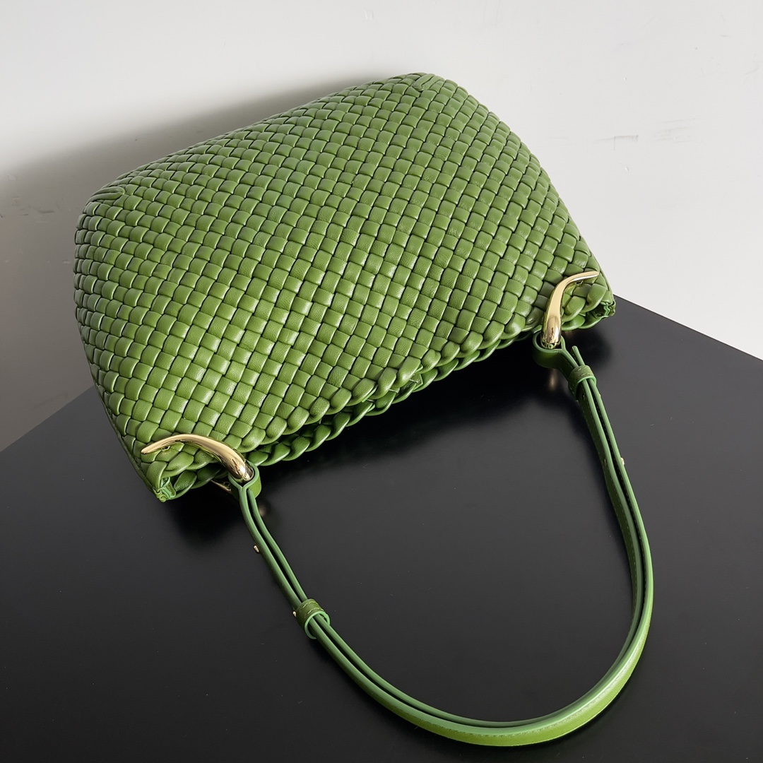 Bottega Veneta Early Spring New ier Large Arc Bag 730969