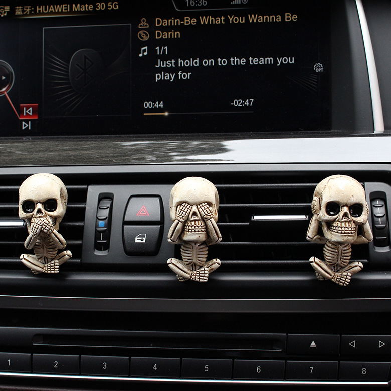 (🔥Last Day Promotion-SAVE 60% OFF)💀EVIL SKULL TRIO STATUE(A SET OF 3PCS)-WITH AIR FRESHENER-BUY 2 GET 10% OFF & FREE SHIPPING