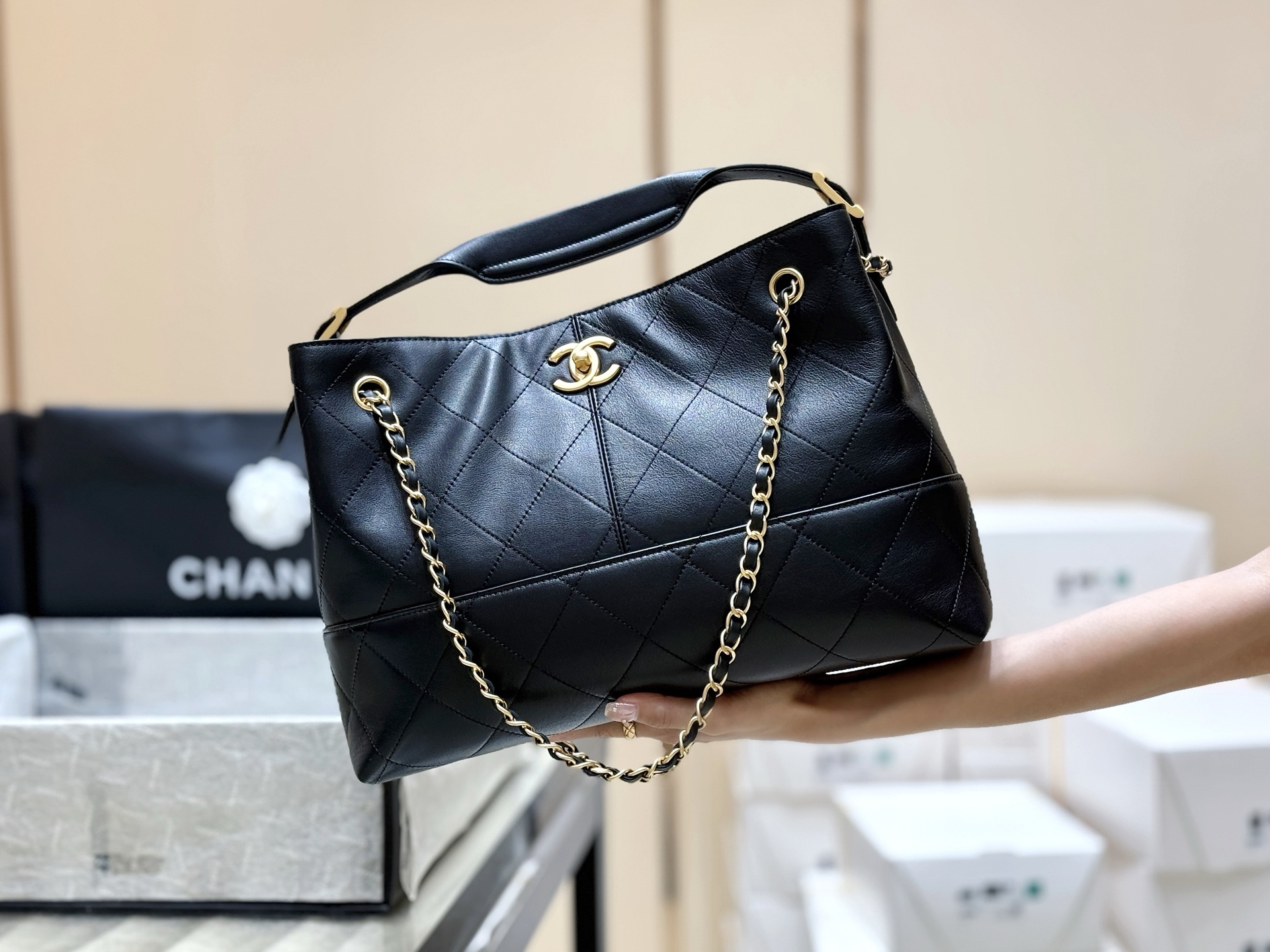 Chanel 25A High-end Handicraft Workshop Suede Colorblock Hobo AS5634 00158