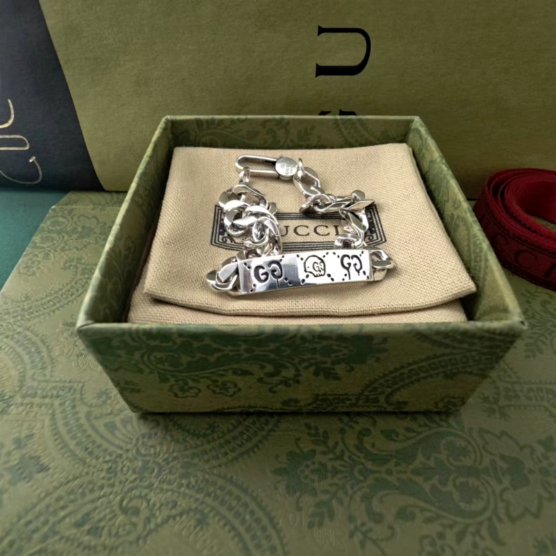 Gucci Skull Flat Chain Bracelet