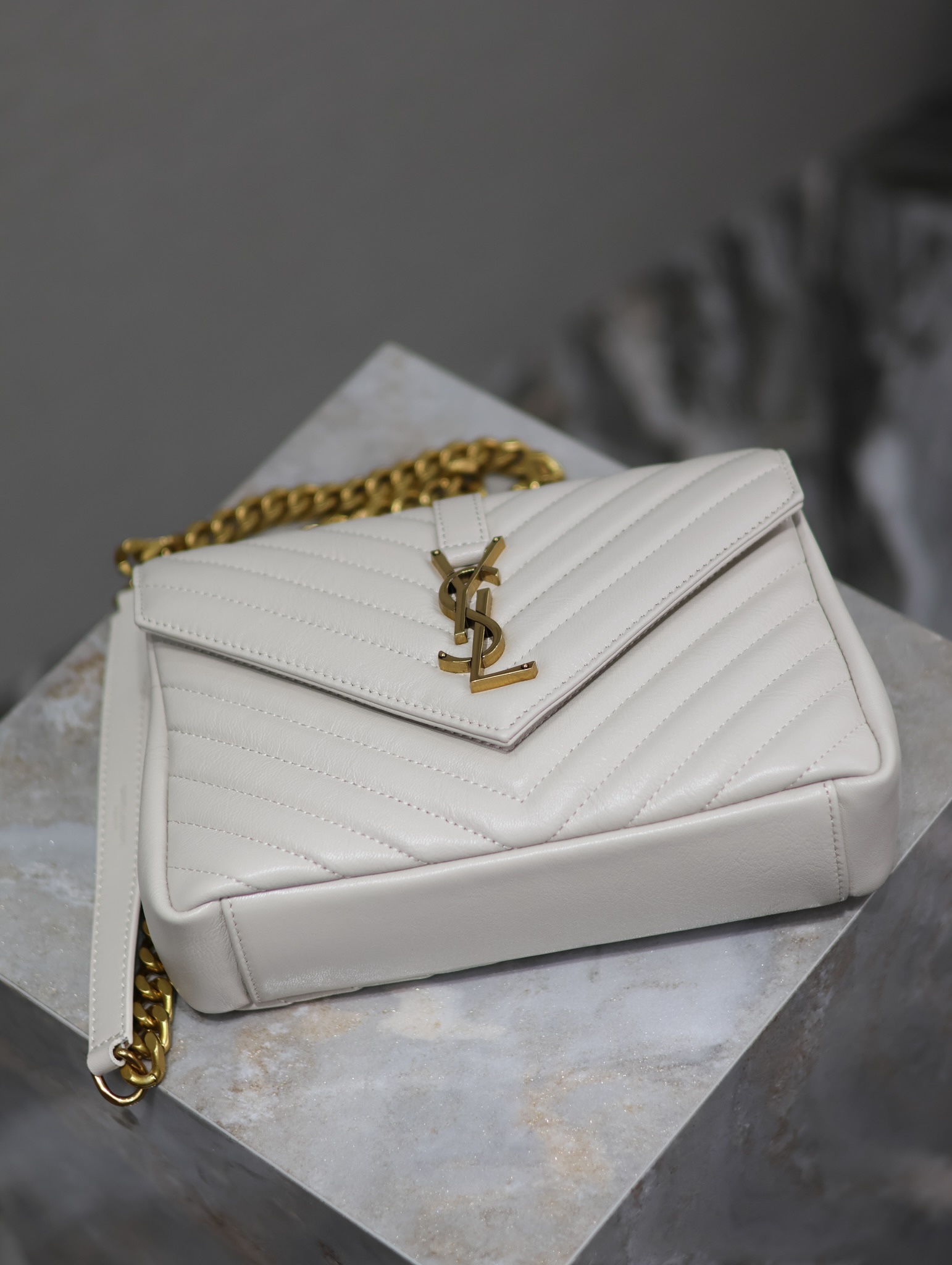 Yves Saint Laurent Monogram college messenger bag 392737