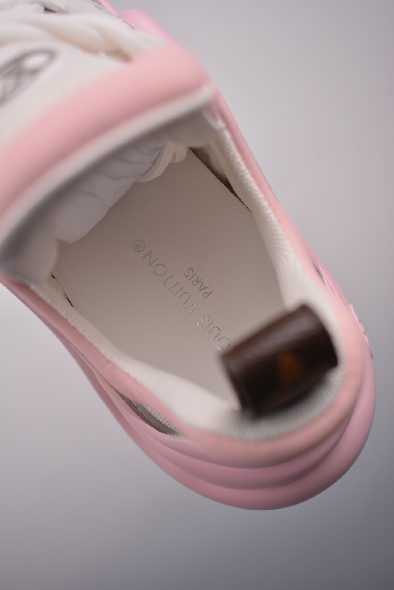Louis Vuitton Archlight Sneakers light pink white