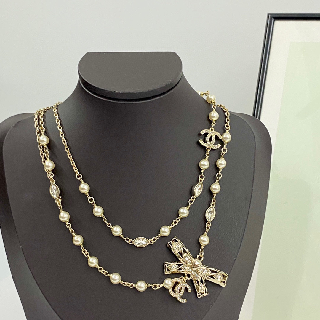 CHAN 24 full diamond double c hollow bow pearl double layer necklace