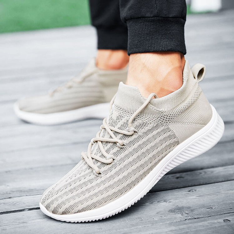 Men's Flying Woven Lace-Up Sneakers