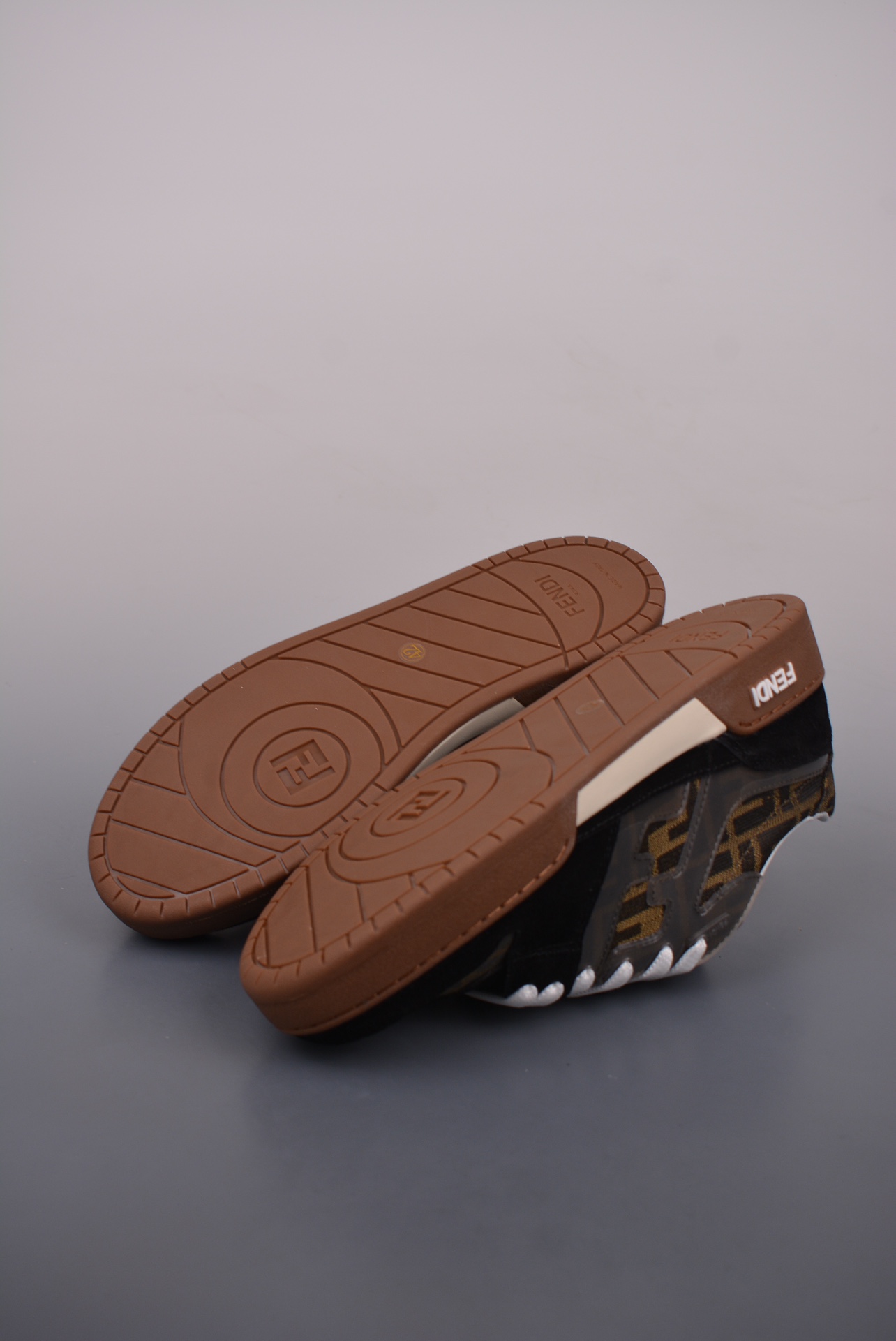 Fendi Match Sneaker Low Velcro Black Brown FF Jacquard 8E8470AQ6IF17JT