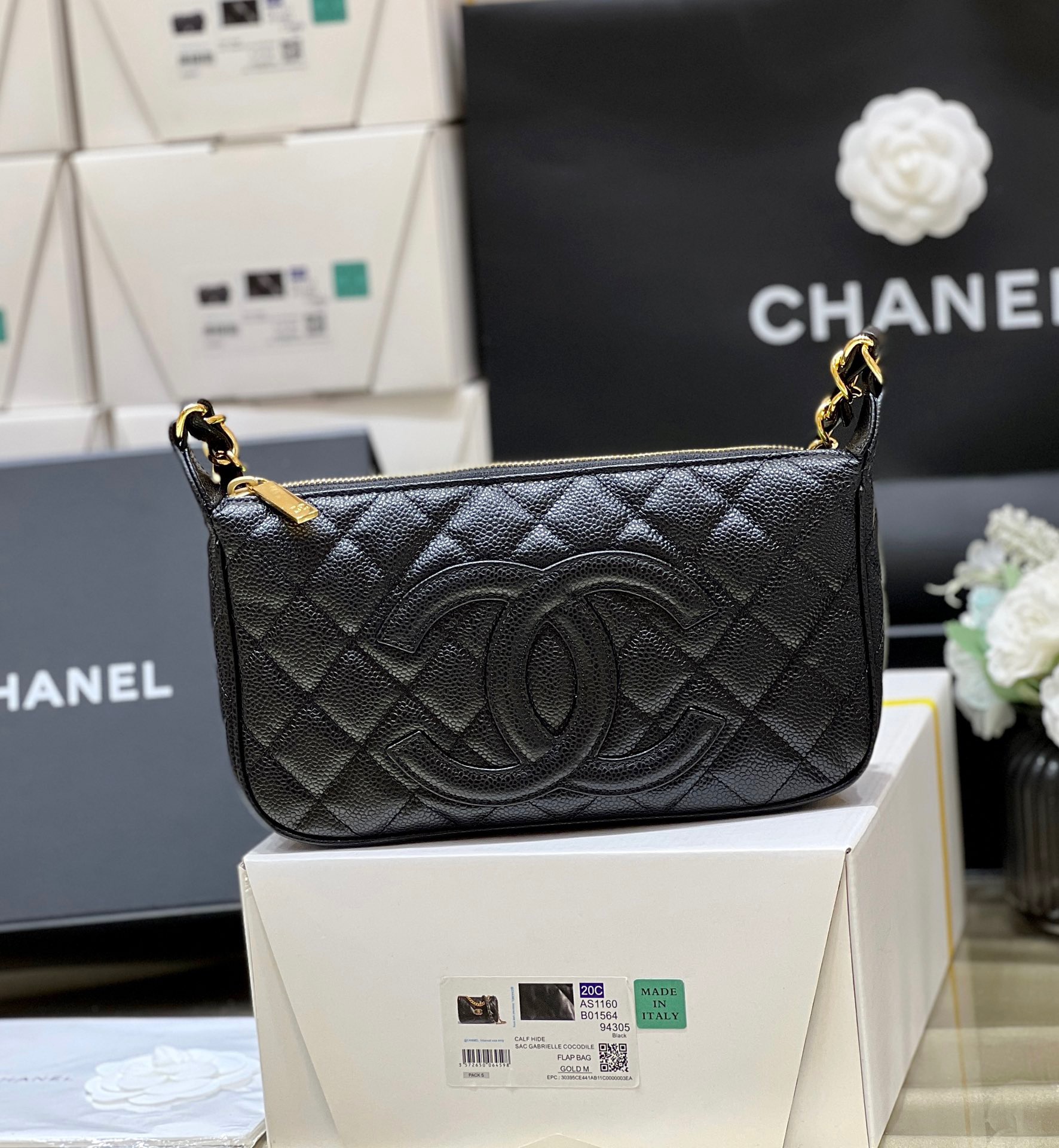 Chanel Vintage Second-Hand Underarm Bag 50920