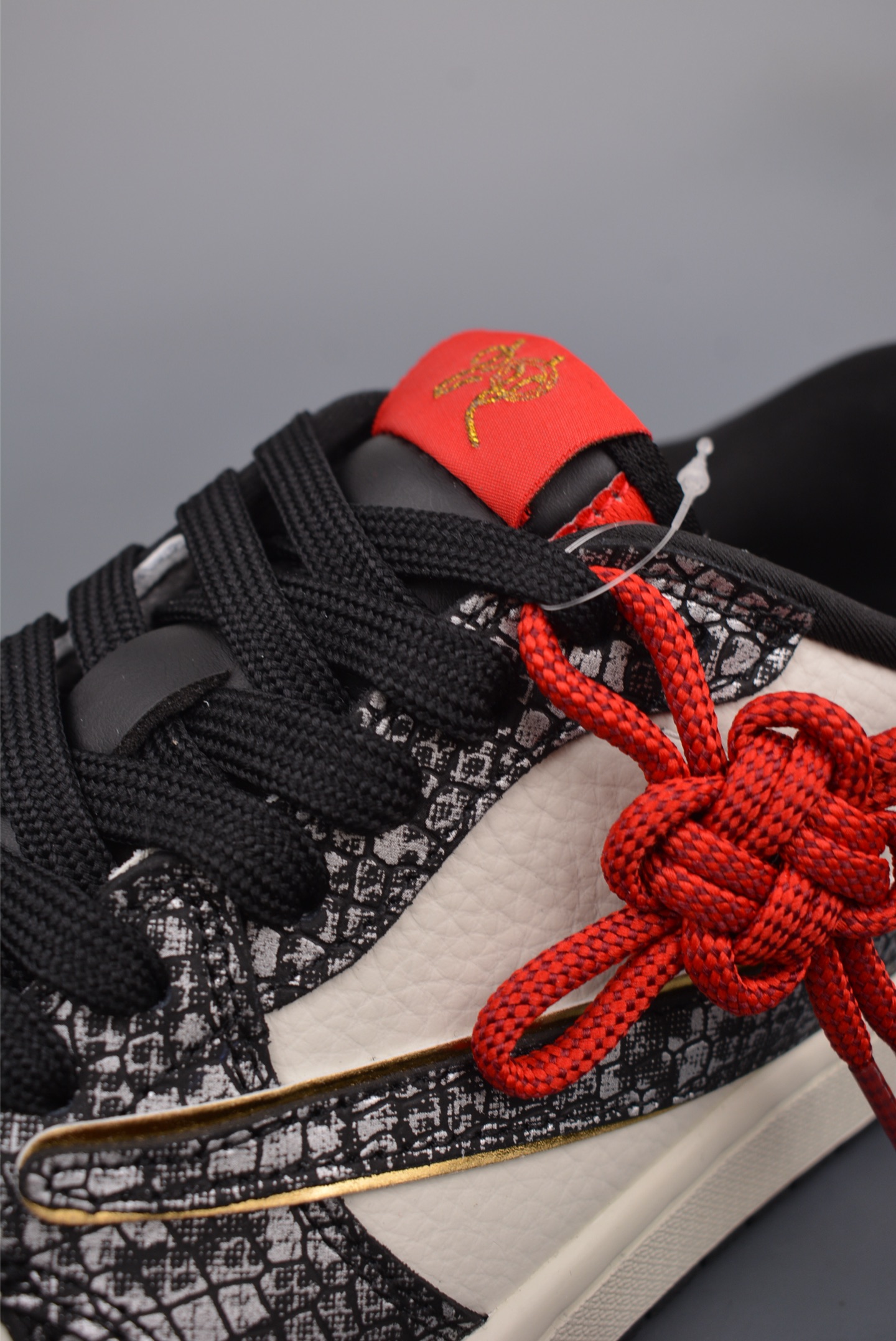Fragment x Travis Scott x Year of the Snake Limited Air Jordan 1 Low
