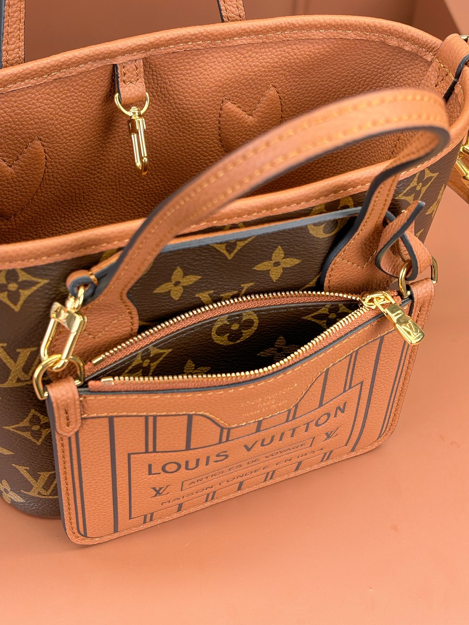 Louis Vuitton NEVERFULL INSIDE OUT BB Bag M12209