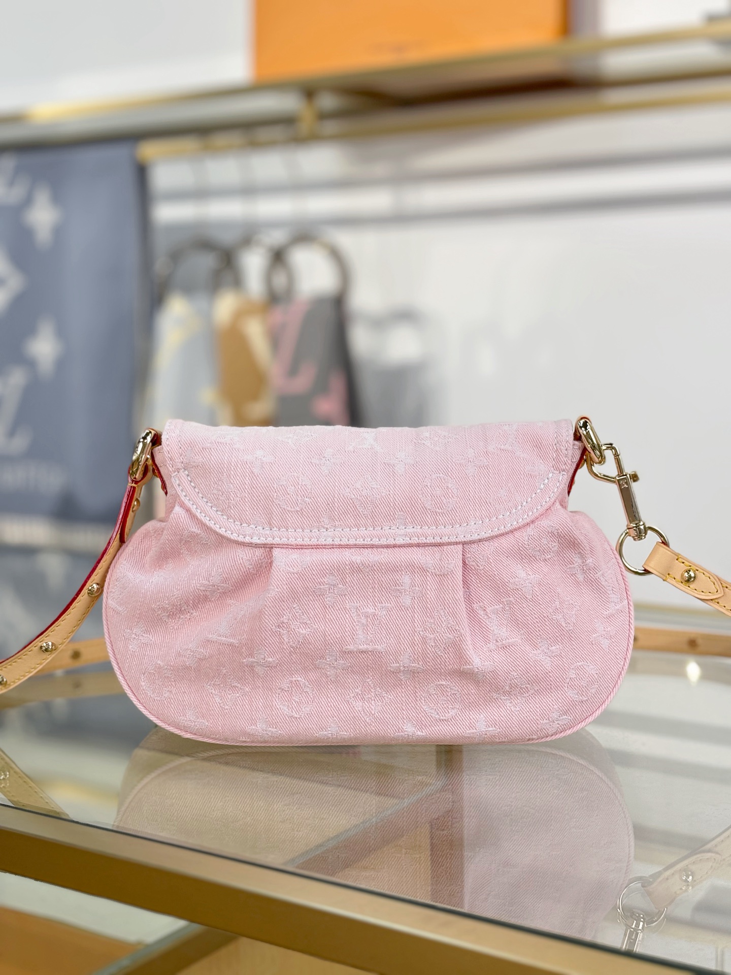 Louis Vuitton SUNSET Handbag M13347