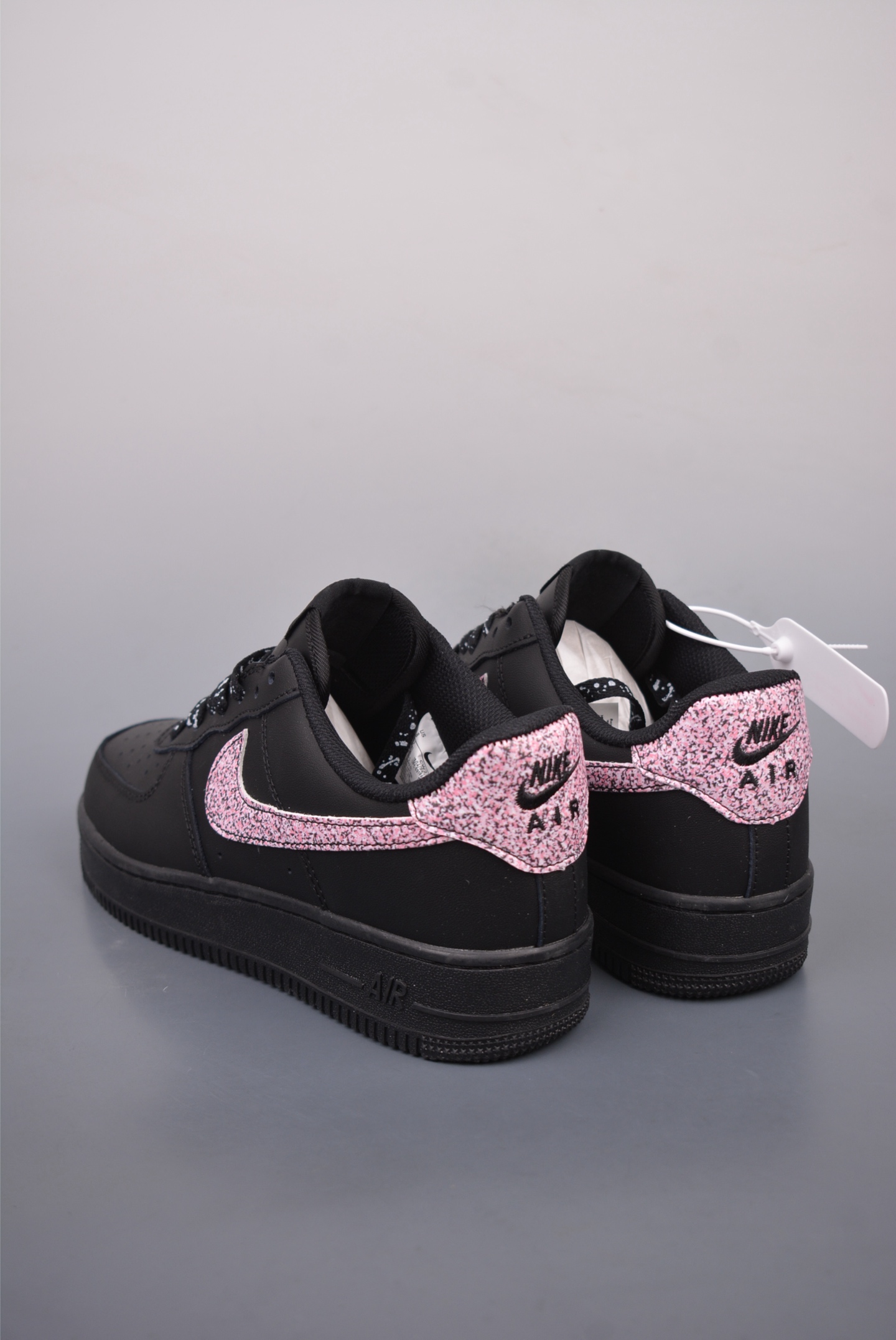Nike Air Force 1’07 Low Leather Black Pink Hook CW2288-001