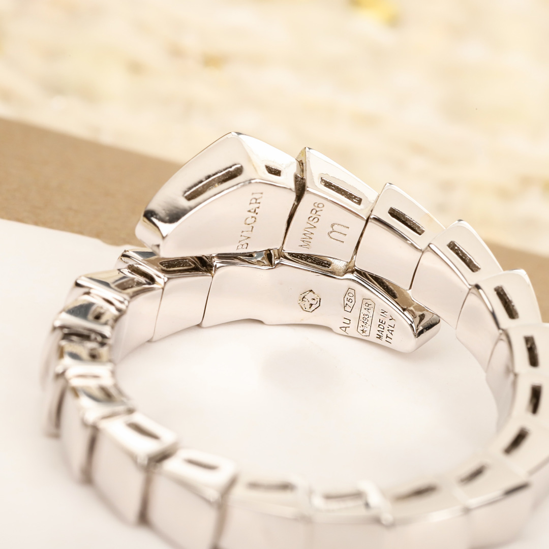 Bulgari snake diamond ring