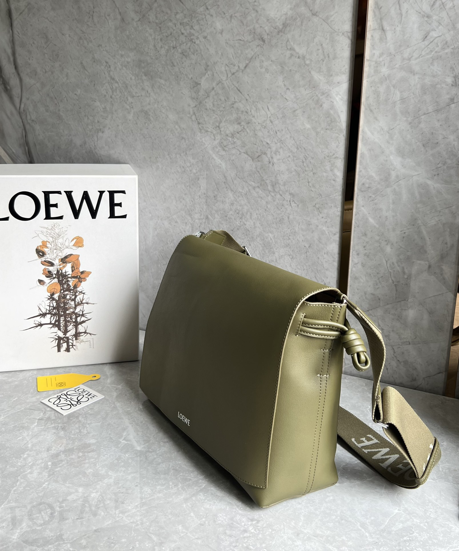 Loewe Flamenco satchel messenger bag 0901