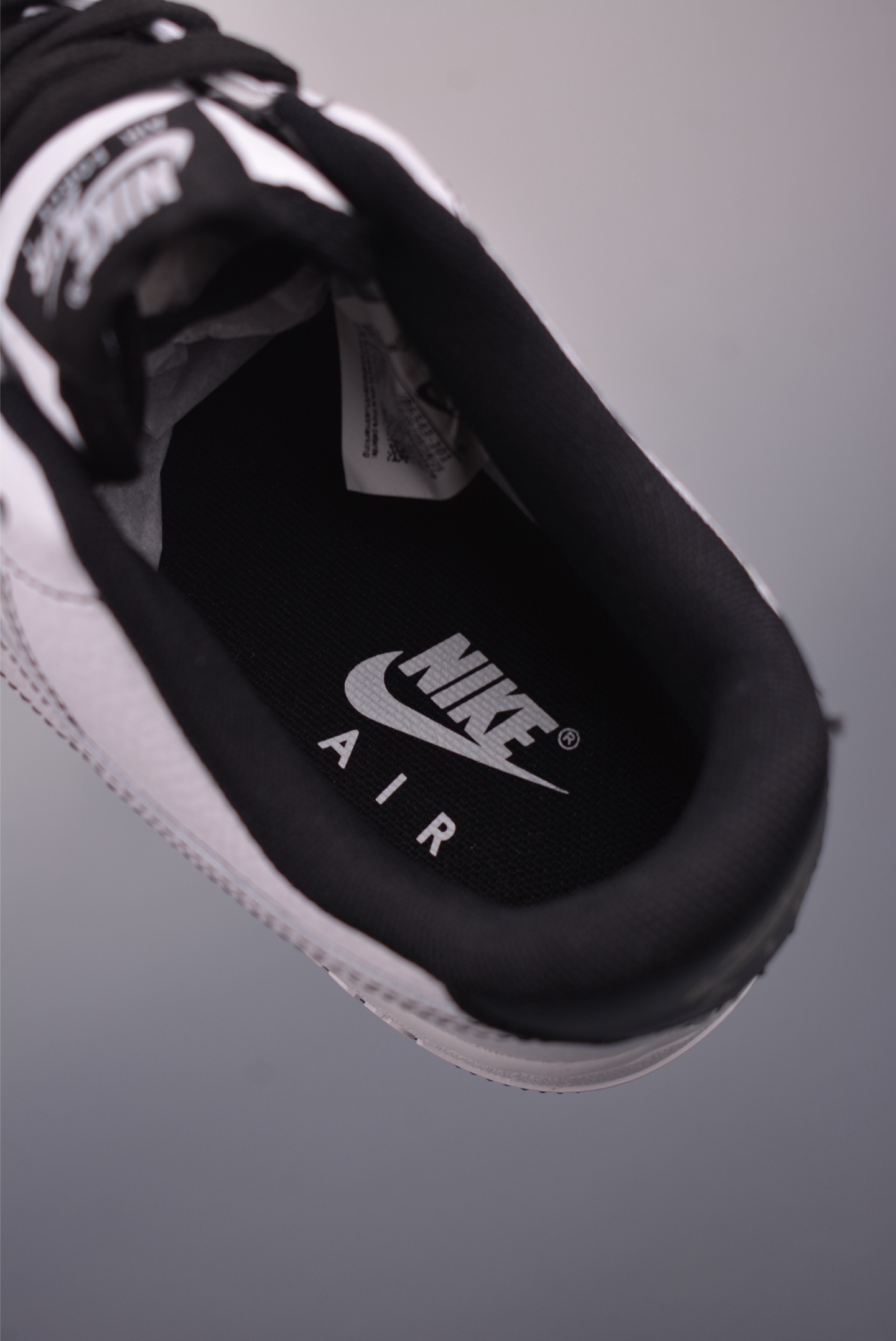 Nike Air Force 1 Low 