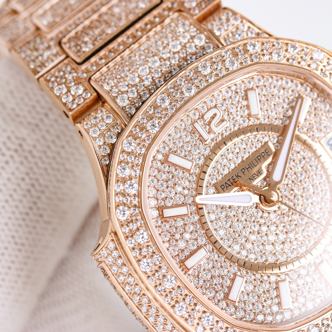 Patek Philippe 7021 Ladies Nautilus